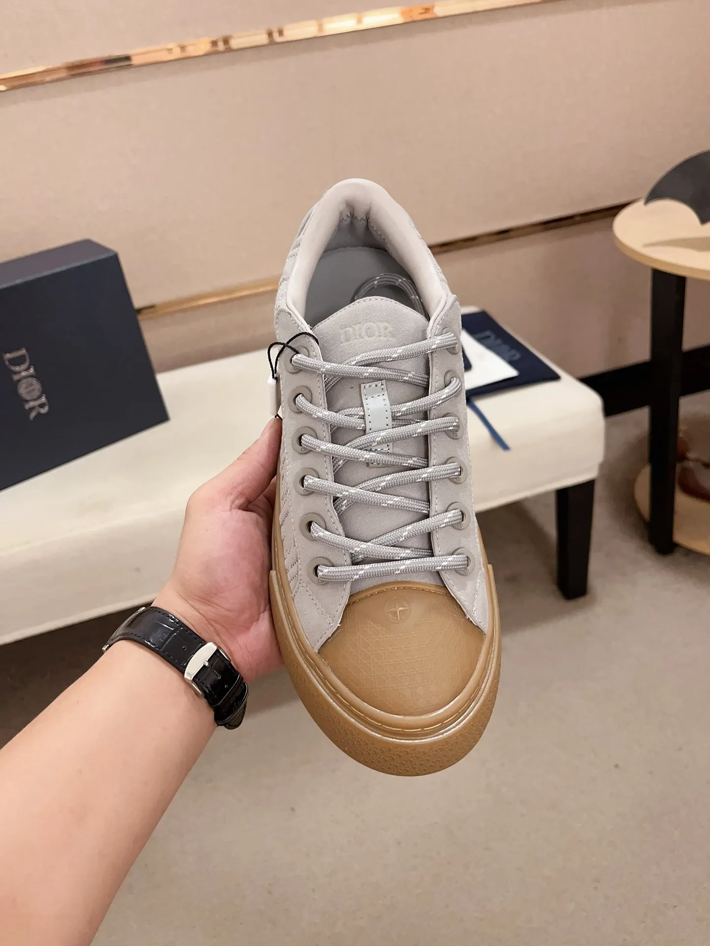 Men's shoes 💰: 680💰 [Dior·Dior] Top 🔍Couple model 💏🔍New casual sports style couple shoes, new four-season design, perfect workmanship, lace-up lazy style to create cabinet quality, upper: imported first-layer cowhide, sheepskin lining is soft and comfortable, ultra-light TPU wear-resistant outsole, simple, versatile fashion men's shoes, excellent color code number 35--44